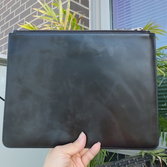 Givenchy Black Leather LOVE Clutch Bag - Picture 2 of 14